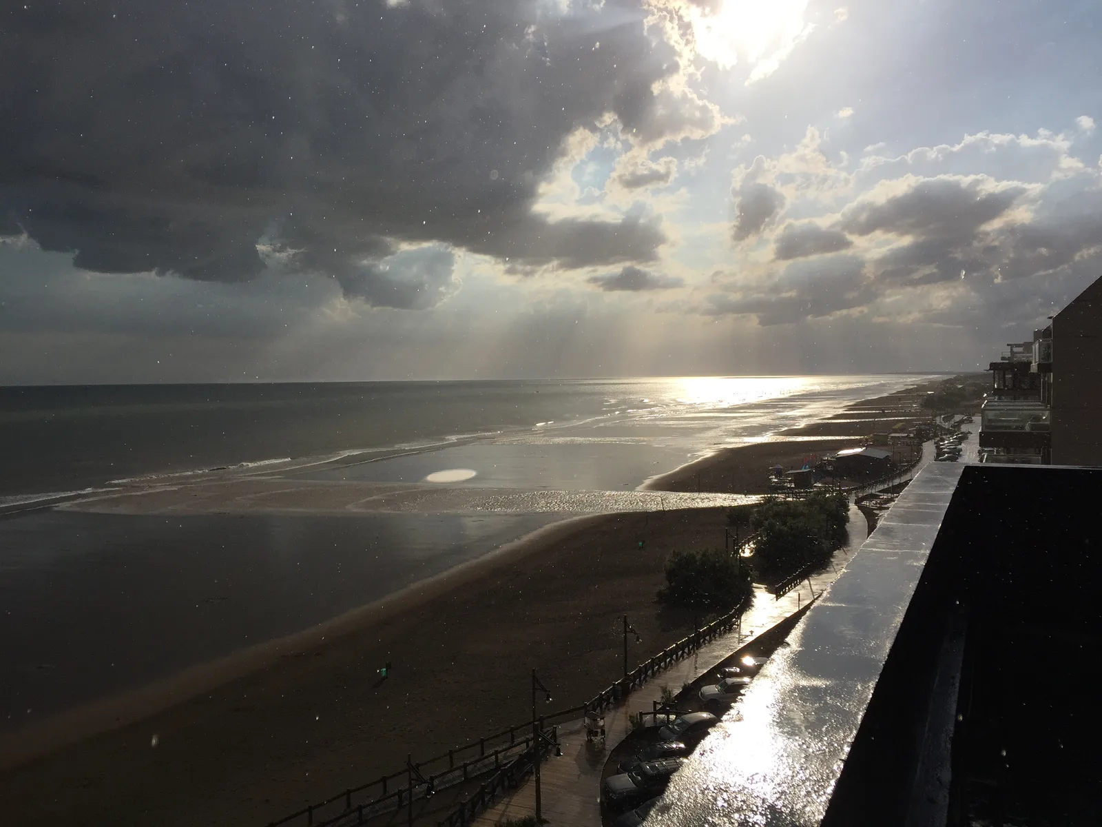 Archivo SHANTI anterior al temporal de mayo de 2026: el mar y el cielo de Monte Hermoso.